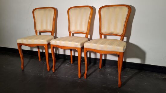 3 Stühle