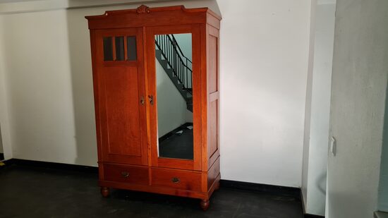 Wäscheschrank
