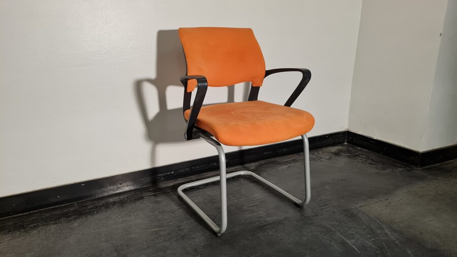 Freischwinger Stuhl