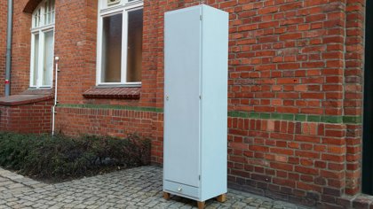 Schrank, ein türiger Schrank