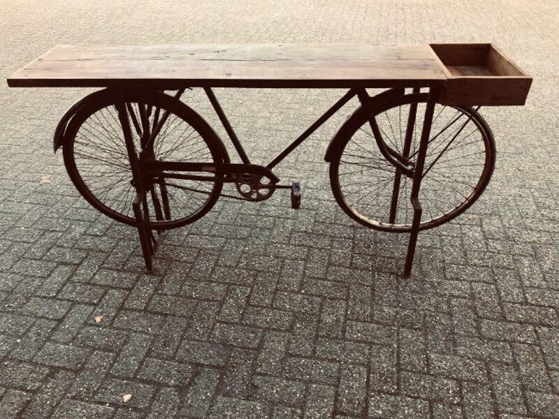 Wandtisch